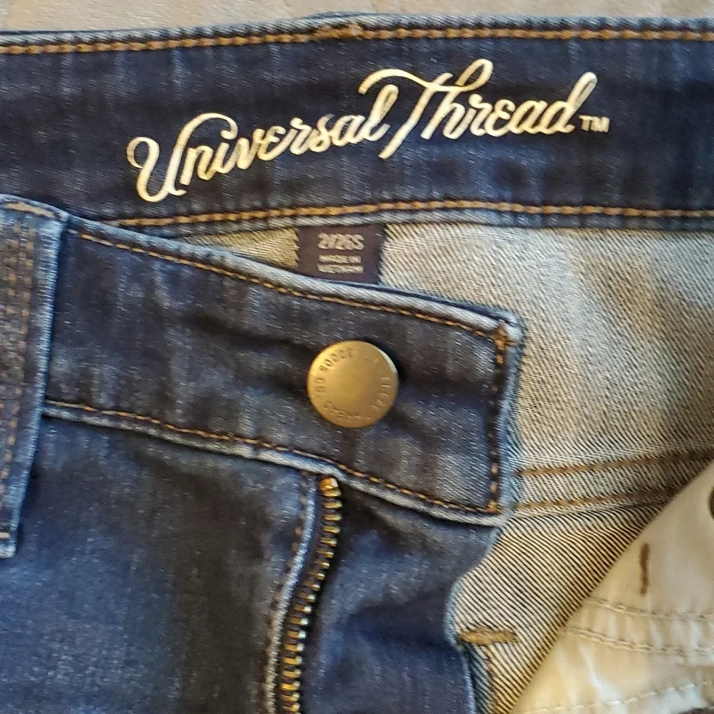 NWOT JEANS - Picture 2 of 8